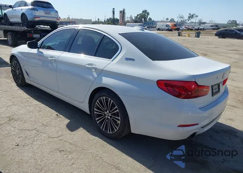 2019 BMW 530E Iperformance из США, поврежденный, VIN WBAJA9C51KB393380